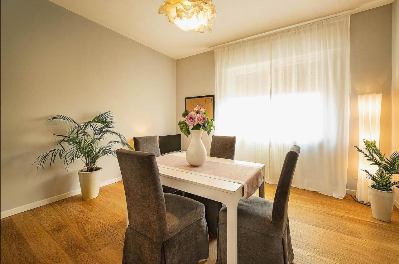 ヴェローナA Casa Di Adeleアパートメント エクステリア 写真
